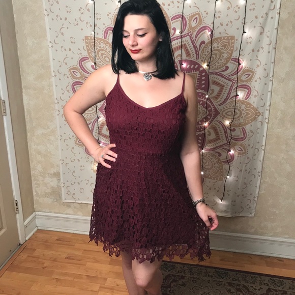 Host Pick! Silver Heart Necklace w/ Rhinestones - Picture 8 of 9